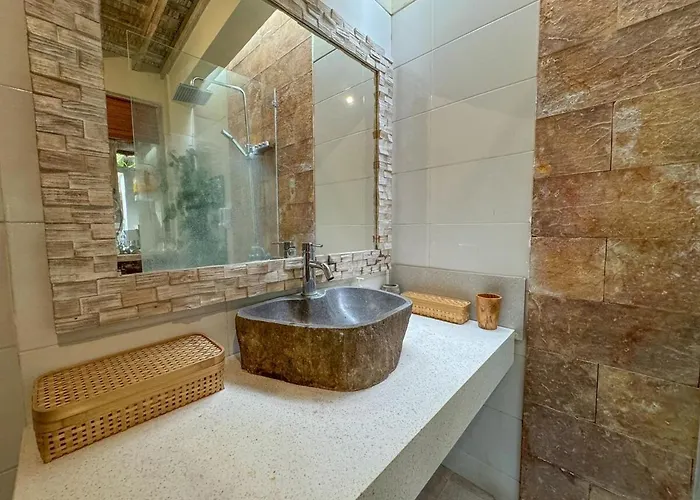 Villa With Private Pool, Great Location *