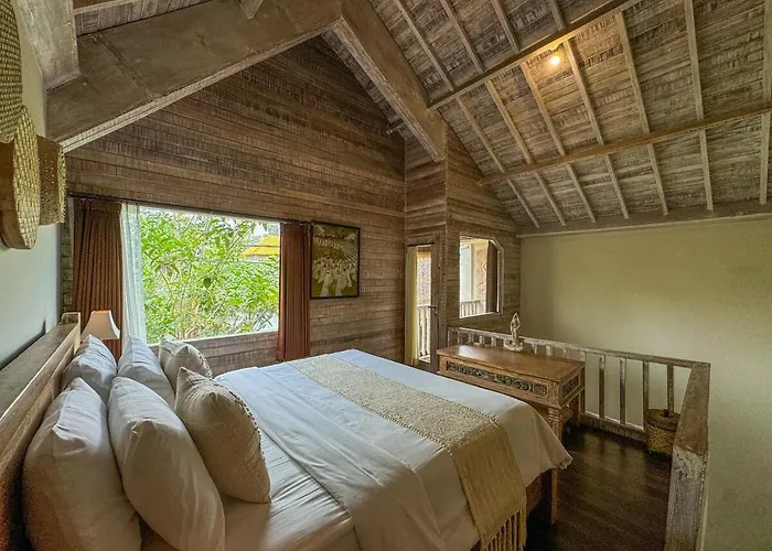 With Private Pool, Great Location Villa *