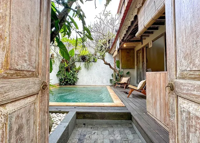 With Private Pool, Great Location *
