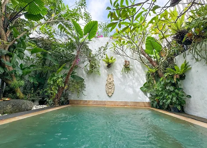 With Private Pool, Great Location Villa *