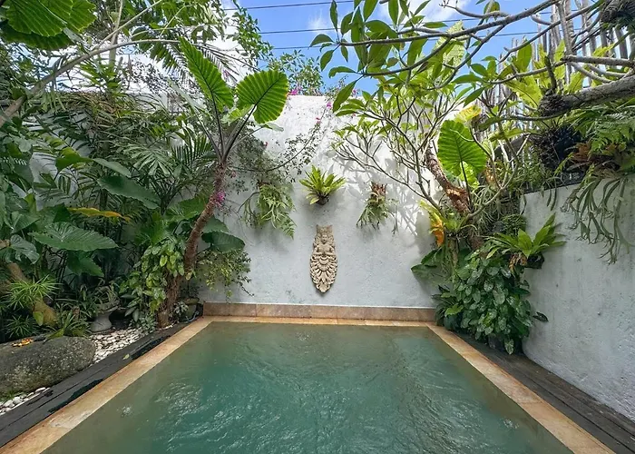 With Private Pool, Great Location