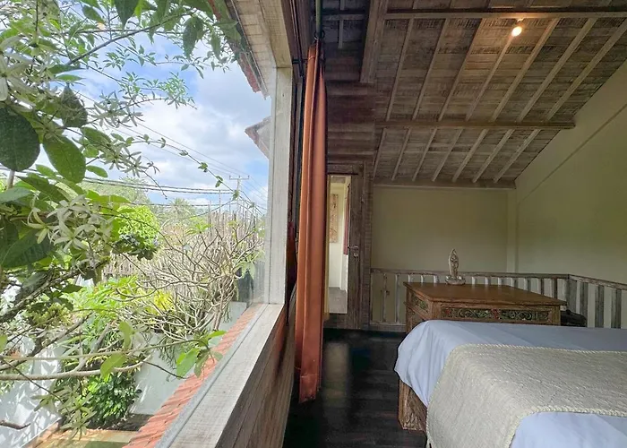 With Private Pool, Great Location Villa *